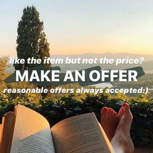 make an offer! bundle and get a huge discount!🖤